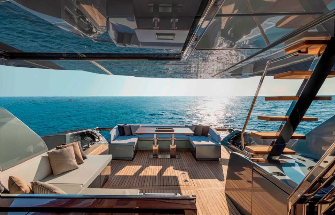 วี ยอชท์ เอเชีย เปิดตัว Ferretti Yachts 500 และ Riva 76′ Perseo อัลตรา ลักซ์ชัวรี่ ยอชท์ สุดหรูอลังการที่สุดของโลก 2 รุ่นใหม่ล่าสุด ครั้งแรกในประเทศไทย