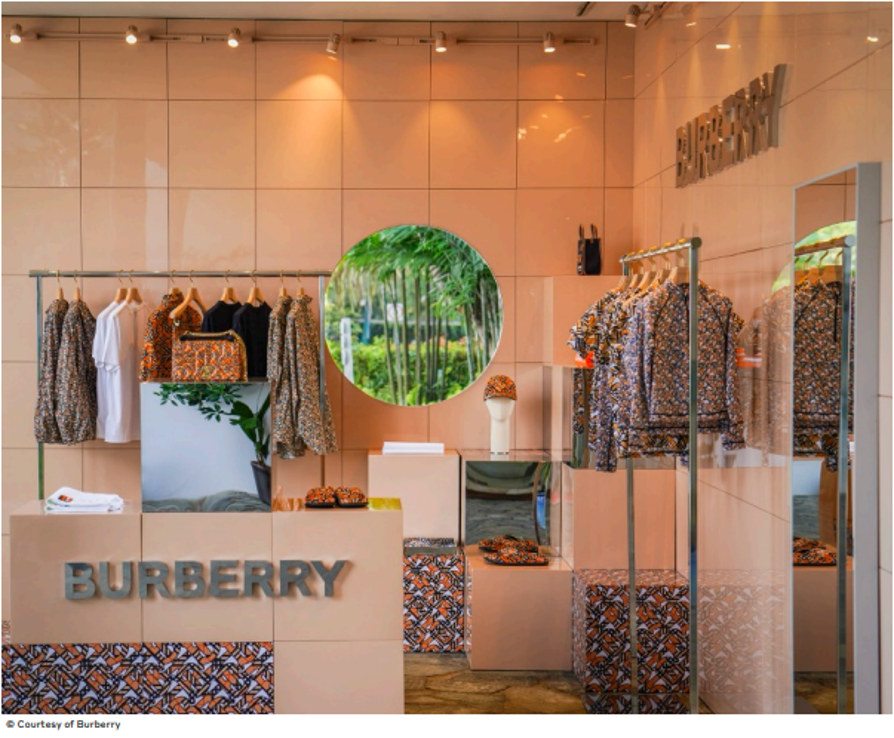 BURBERRY เปิดตัวแบรนด์ ครั้งแรกกับการเทคโอเวอร์ Tanjong Beach Club ประเทศสิงคโปร์ 