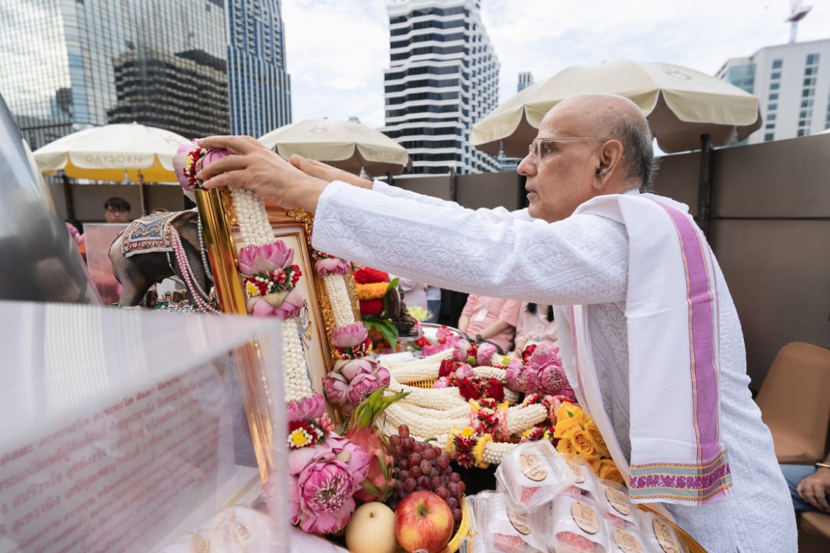 มูเตเวิร์ล ชวนสายมู #มูแบบยั่งยืน แนะ How to ไหว้พระแม่ลักษมี ในเทศกาลดิวาลี หนึ่งในเทศกาลยิ่งใหญ่ของชาวฮินดู 12 พ.ย.นี้!