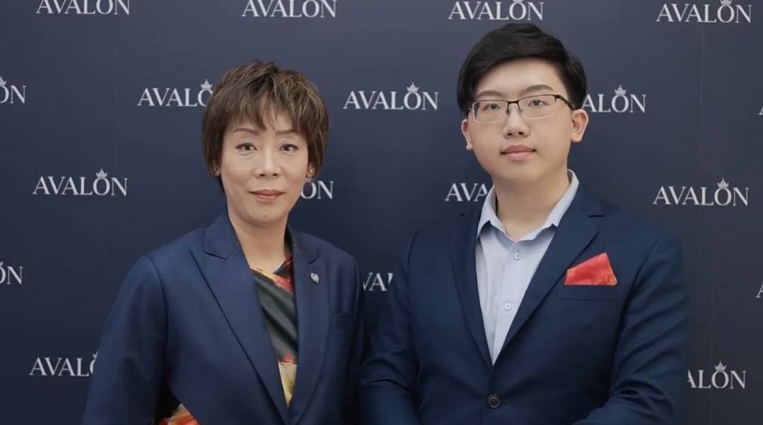 AVALON เปิดตัว CEO หนุ่มไฟแรงสานต่อธุรกิจเครื่องประดับอัญมณี ผสานงานศิลปะทรงคุณค่าจากศิลปินดังระดับโลก ยกระดับ High Jewelry ก้าวสู่ Art Jewelry