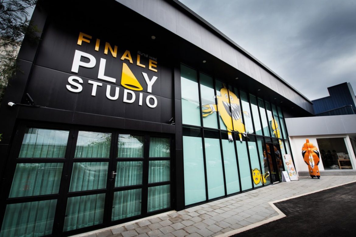 โจ้ – บอส – เอื้อ จับมือเปิด “Finale Play Studio” สตูดิโอส่งเสริมการพัฒนาตนเอง พร้อมเหล่าเซเลบริตี้ ร่วมแกรนด์โอแพนนิ่ง