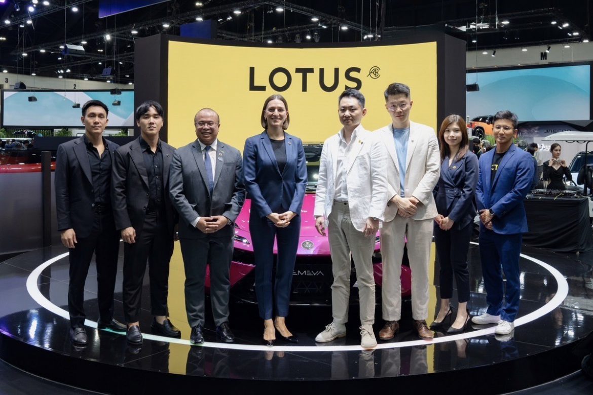 LOTUS CARS THAILAND เปิดตัว ‘LOTUS CHAPMAN BESPOKE’ เป็นประเทศที่ 2 ของโลก! พร้อมปรากฏโฉม Eletre TYPE 79 และ Emeya Blossom (Limited Edition) เป็นครั้งแรก ในงาน MOTOR EXPO 2024