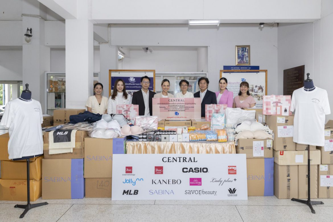 “ห้างเซ็นทรัล” ผนึกกำลังพันธมิตรธุรกิจ ลูกค้าคนสำคัญ และสาวเก่ง “ฟรีน – สโรชา” ร่วมส่งต่อพลังบวกเชิงรุกผ่านการให้ที่ยิ่งใหญ่ ภายใต้แคมเปญเพื่อผู้หญิงแห่งปี “SHEPOSSIBLE” ส่งต่อพลังบวกเชิงรุกแก่ผู้หญิงในทุกบทบาท ฉลองวันสตรีสากล 2568