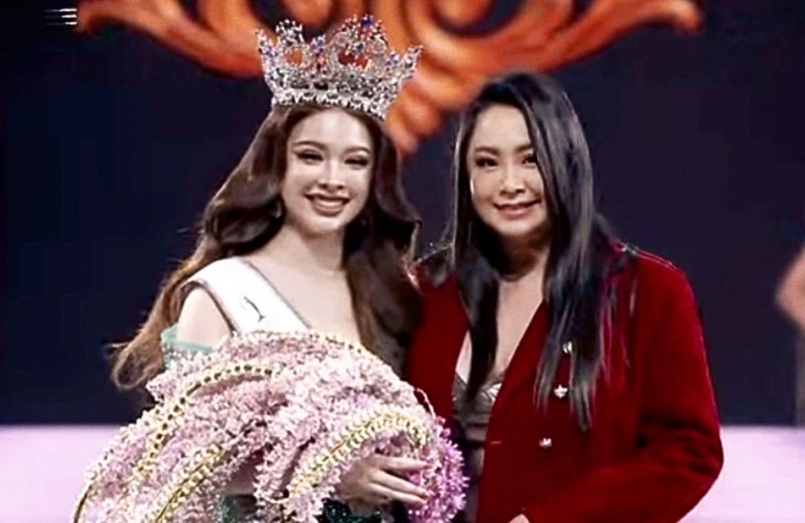 คุณหมอแยม พญ.รุ่งไพลิน รัตนชีวร ร่วมเป็นกรรมการตัดสินมิสยูนิเวิร์ส สมุทรสาคร-บึงกาฬ 2025 พร้อมมอบแรงบันดาลใจผ่านความงามอย่างมีคุณค่า