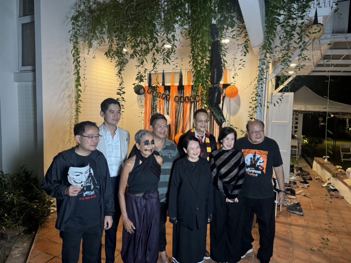 บรรยากาศงาน Halloween Night @ Narisa Café & Creative Space