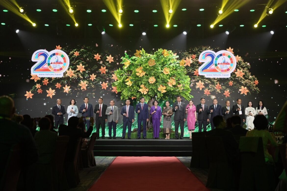 ททท. ร่วมงาน Gala Vietnam Night ในงาน ITE HCMC 2026 ตอกความสัมพันธ์ทางการทูต 50 ปี ไทย–เวียดนาม เดินหน้าส่งเสริมความร่วมมือด้านการท่องเที่ยว เชื่อมโยงภาคธุรกิจ สร้างโอกาสทางการตลาด สู่การเติบโตอย่างยั่งยืน