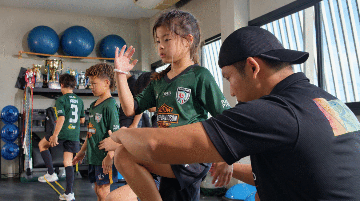 เปิดตัว RHUB คลินิกกายภาพบำบัดสายสปอร์ต ผสานความเชี่ยวชาญจากวงการกีฬาไทย ยกระดับการฟื้นฟูร่างกายอย่างครบวงจร